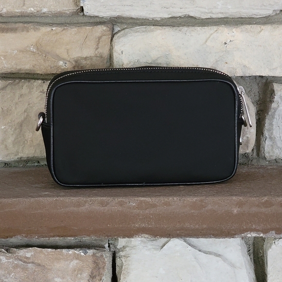 Michael Kors Kenly SM Crossbody Black - Picture 2 of 7